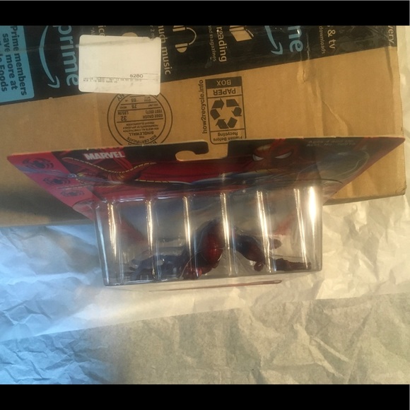 NEW Toybiz Web Climbing Spiderman Action Figure - Picture 5 of 7